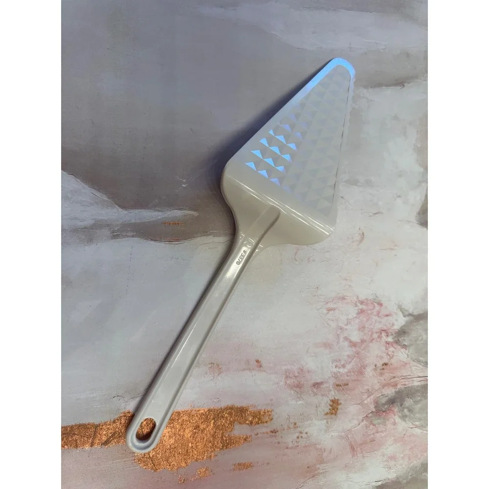 Vintage Pyrex Accessories Cream White Plastic Pie Cake Server Serrated 12
